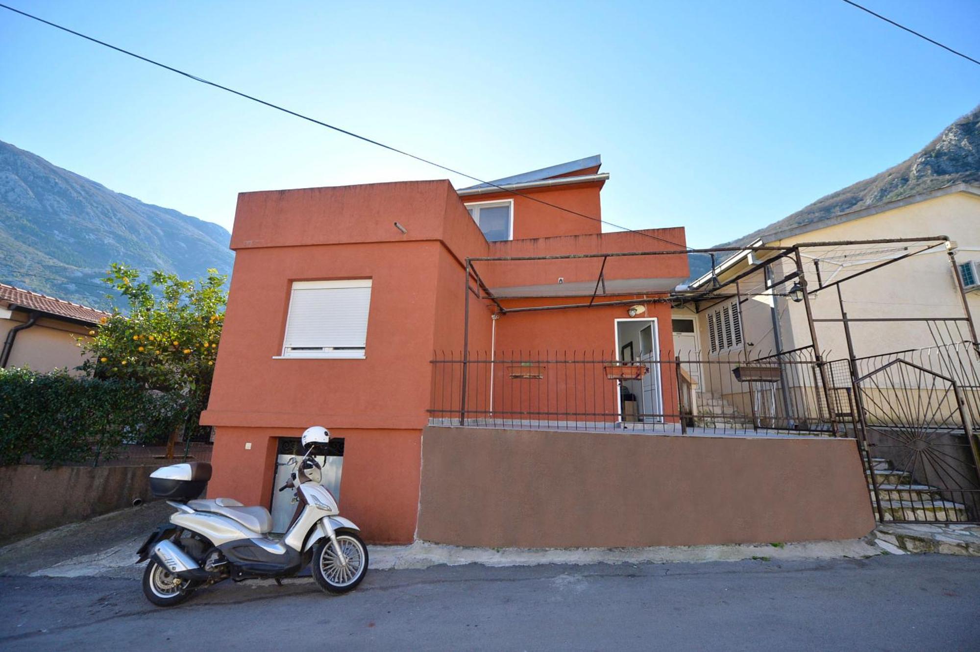 The Right Choice Apartment Kotor Exterior photo
